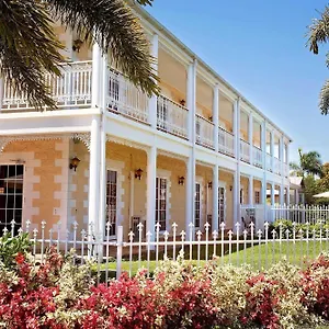 **** Motel White Lace Motor Australia