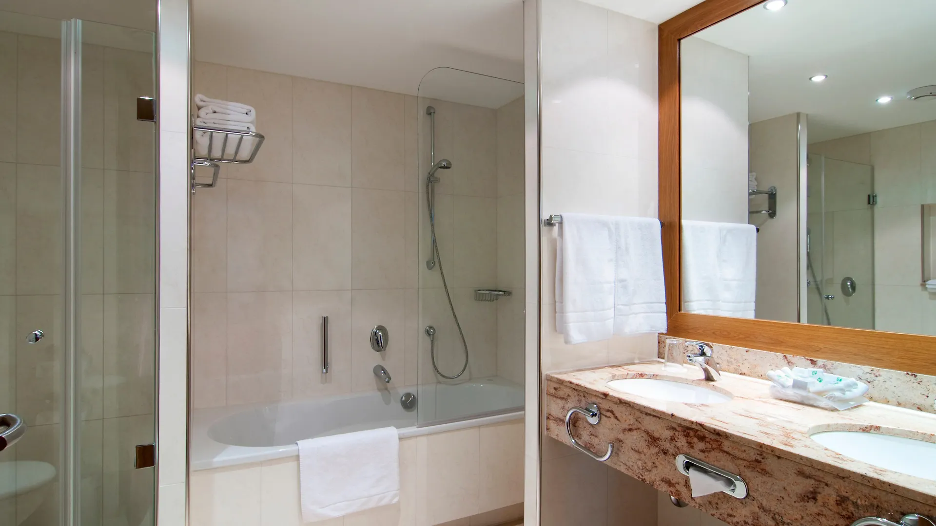 Holiday Inn Nuernberg City Centre By Ihg Hotel Nuremberg